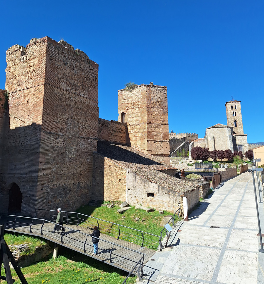 Castillo de los Mendoza Buitrago del Lozoya